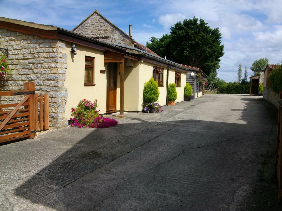 The Barton Annexe Villa Somerton  Buitenkant foto