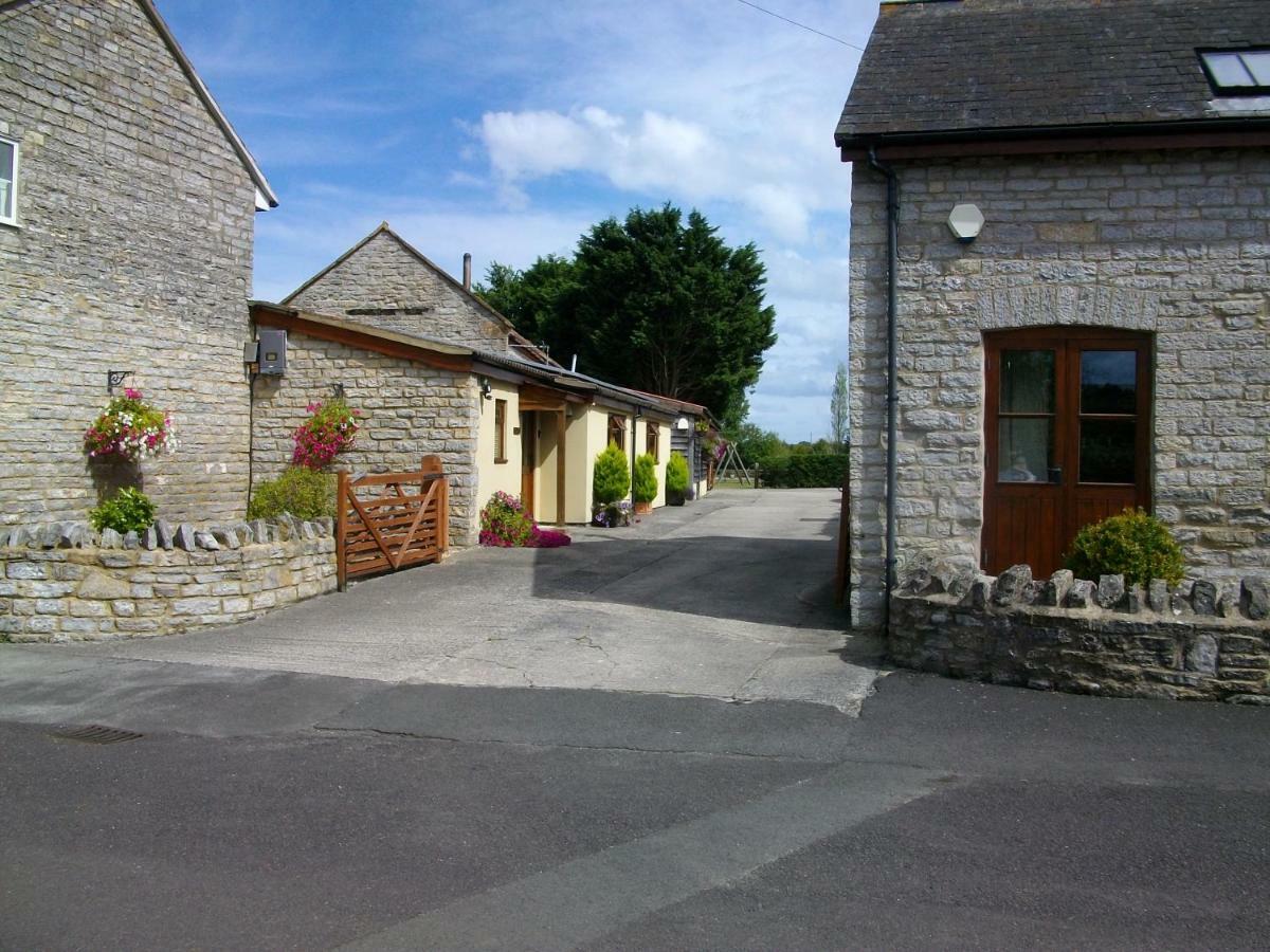 The Barton Annexe Villa Somerton  Buitenkant foto